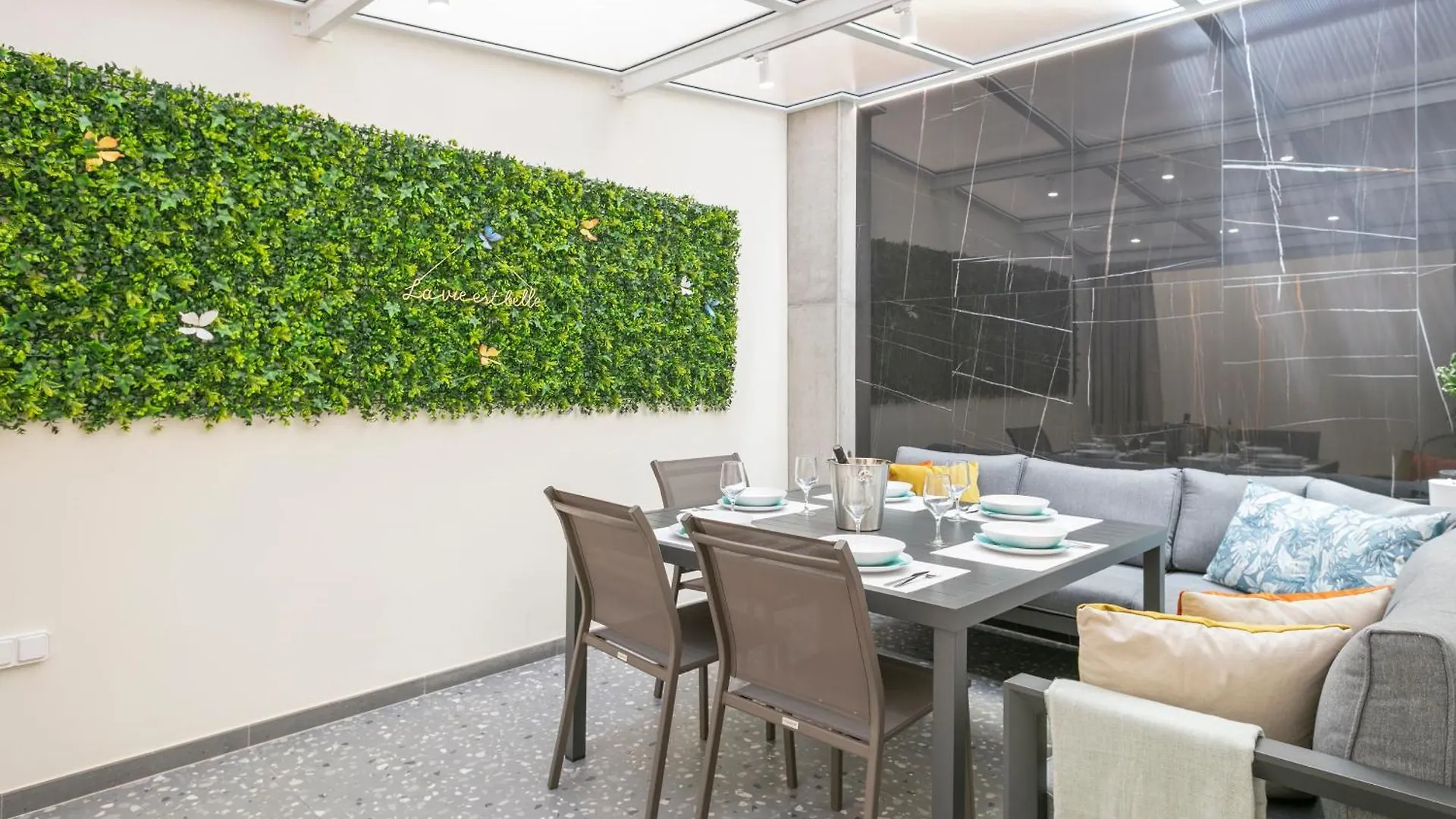 Lejlighed Boutique Plaza Catalonia Suites Cornella Cornellà de Llobregat Spanien