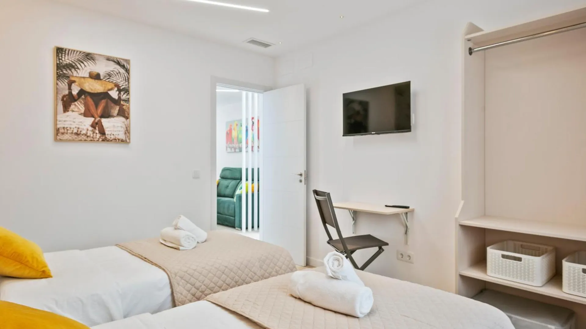 Boutique Plaza Catalonia Suites Cornella Cornellà de Llobregat 0*,  Spanien